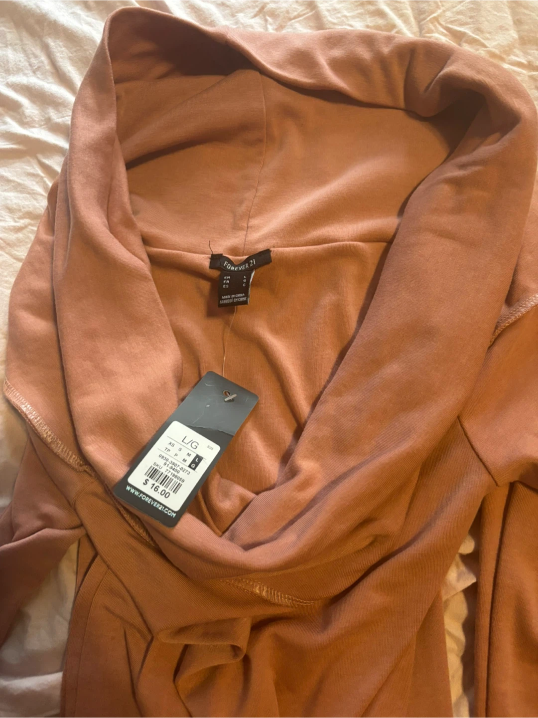 Forever 21 top  - Size L - New with Tags - photo 2