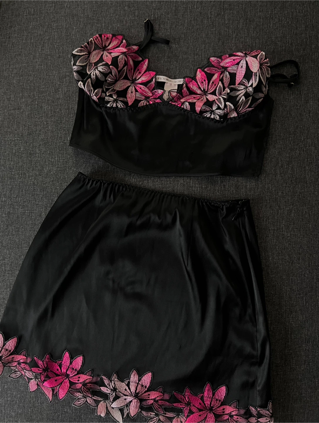 Victoria's Secret Floral Lingerie Set - photo 2
