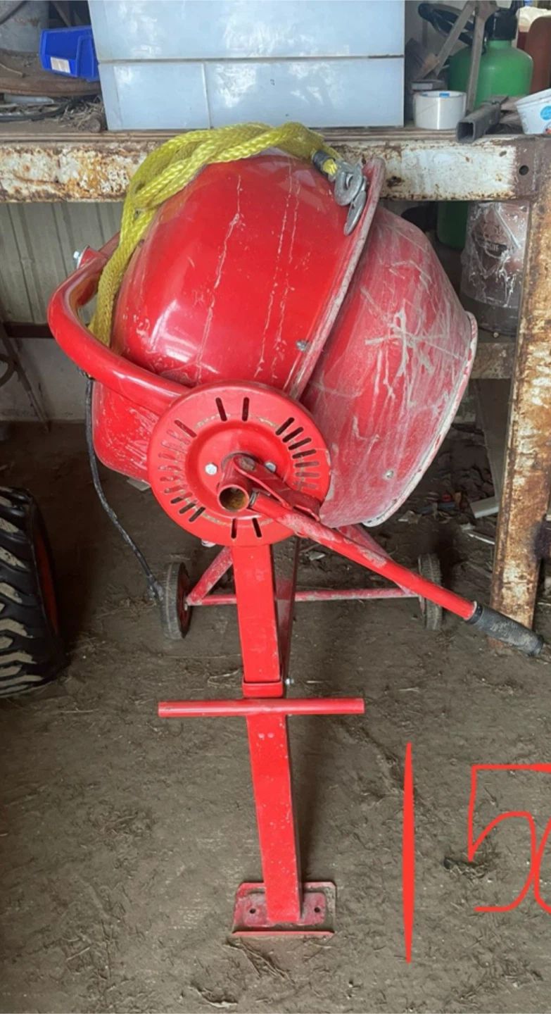Yardmax Portable Concrete Mixer - photo 4