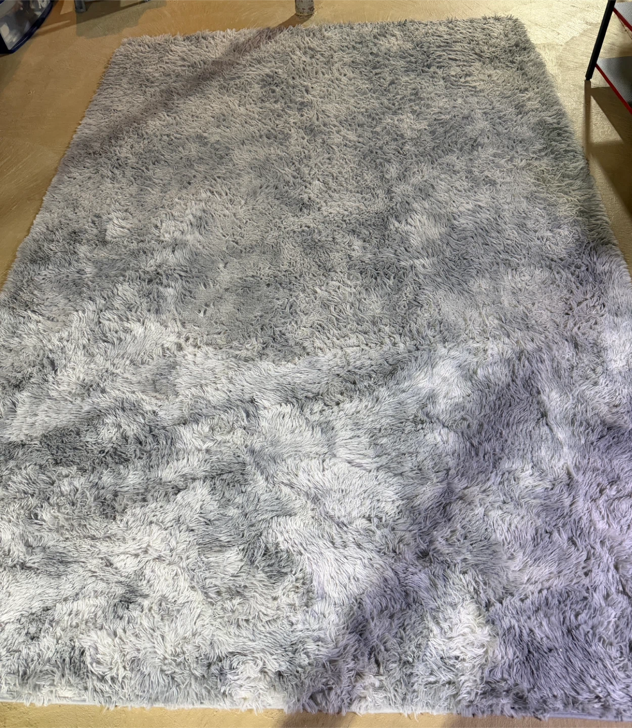Grey Shag Rug  size 6x9 - photo 3