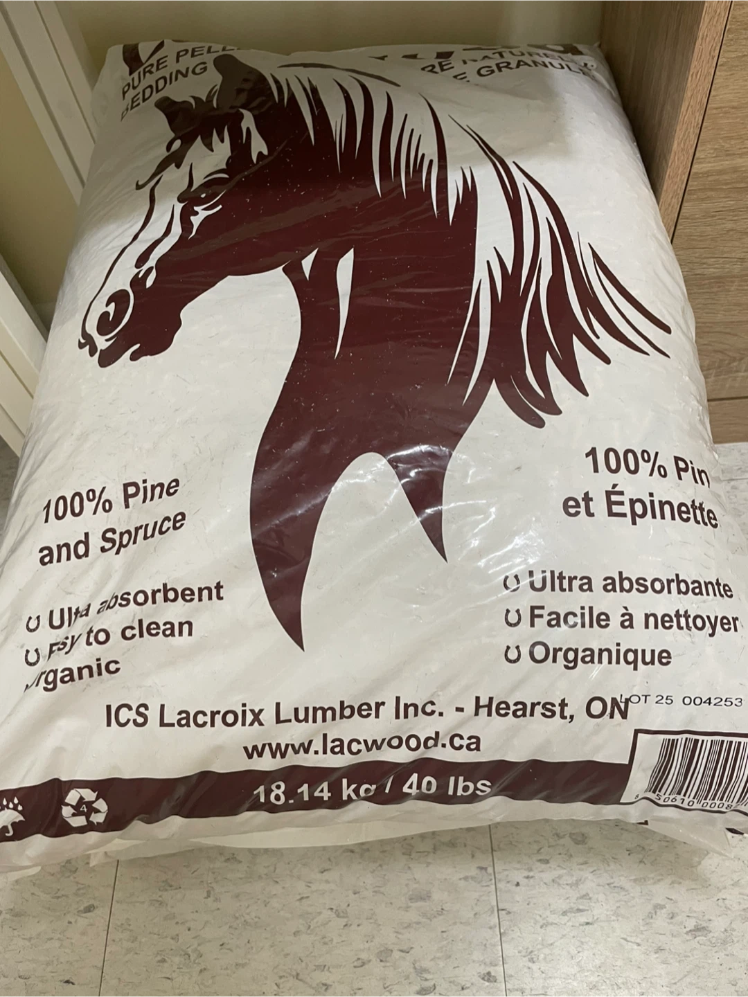 Lacwood Horse Bedding Pellets - 40 lb