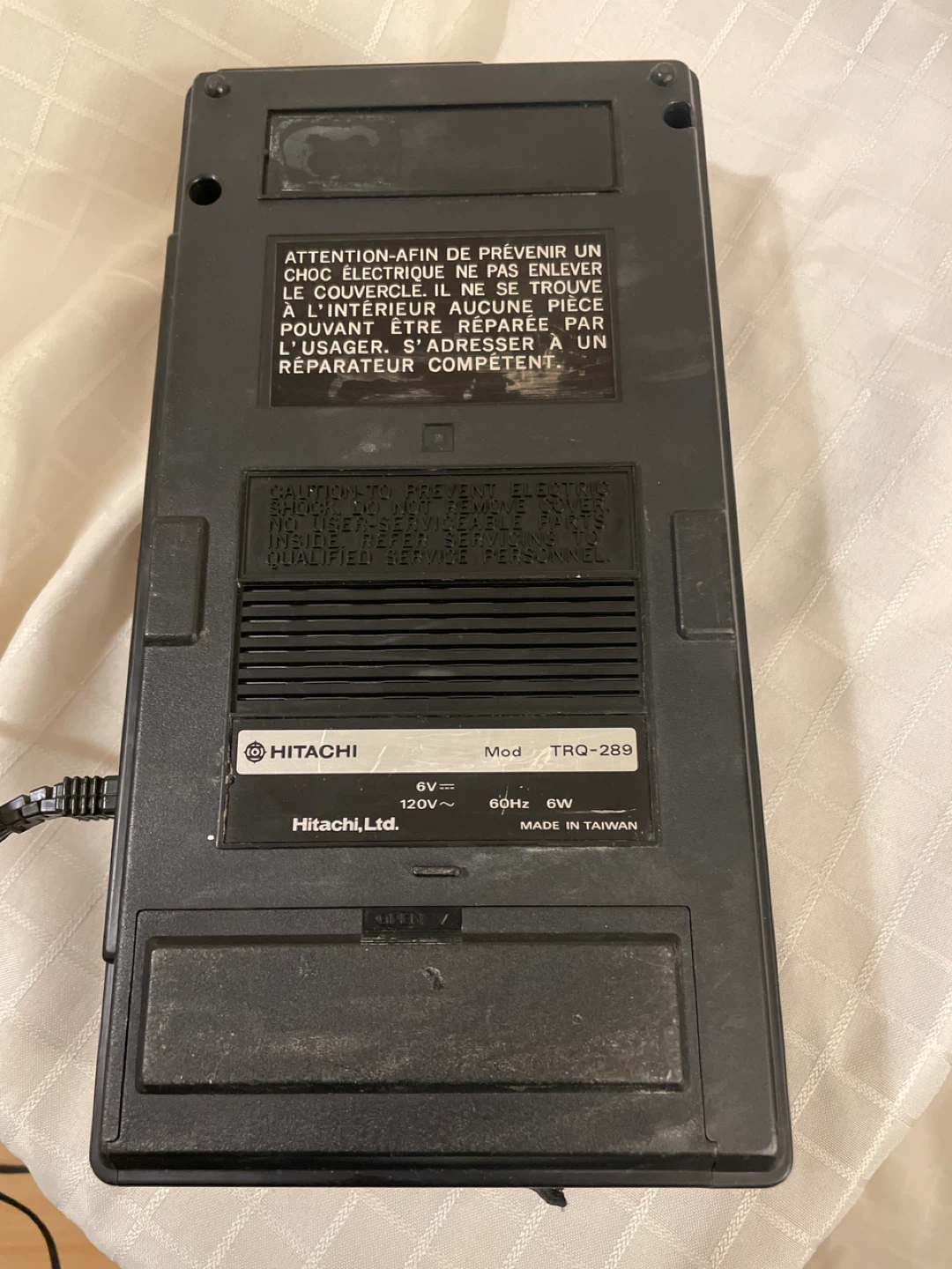 Hitachi TRQ-289 Cassette Recorder - photo 3