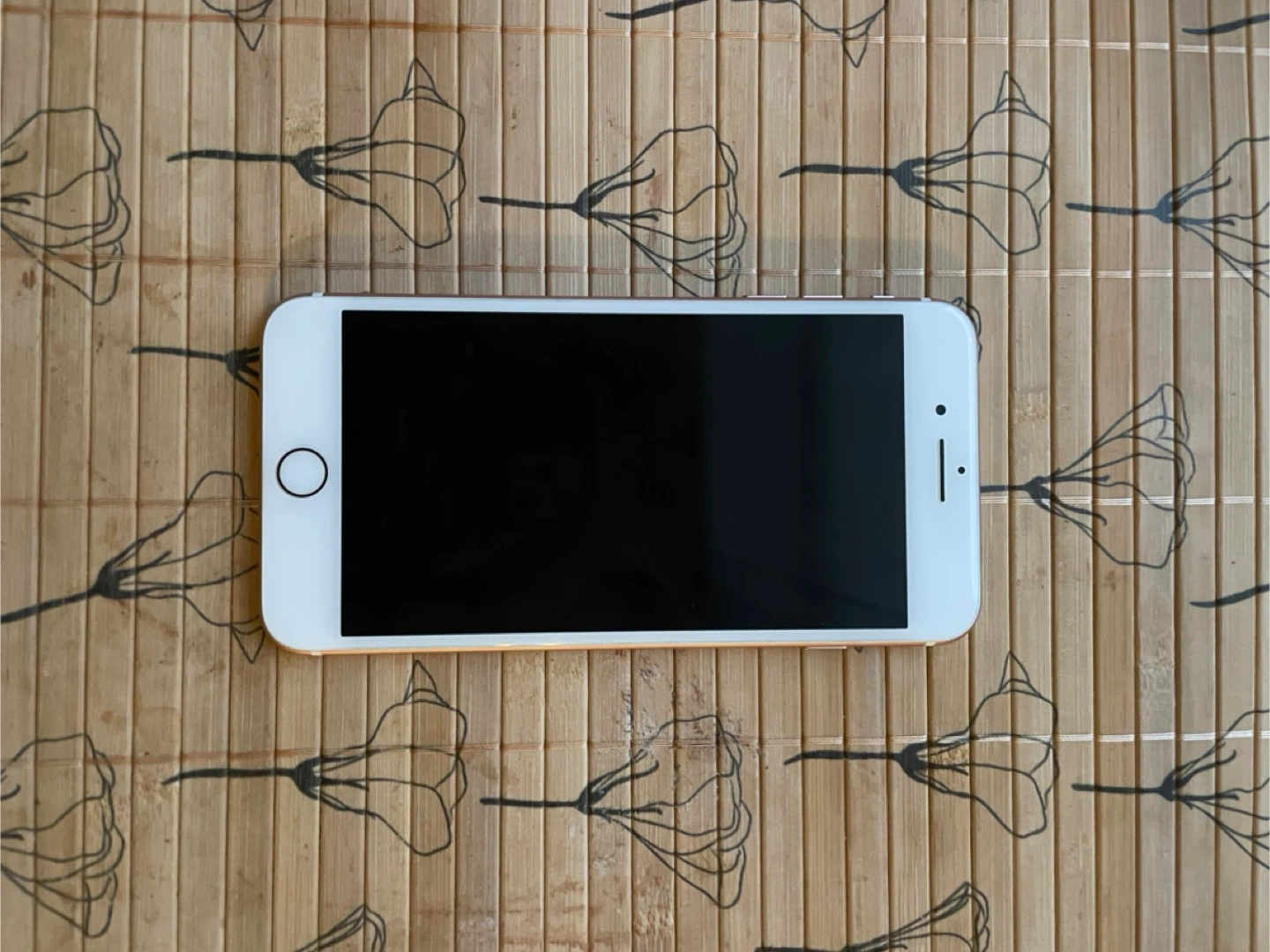 iPhone 7 Plus – 32GB – Rose Gold – Unlocked - photo 2