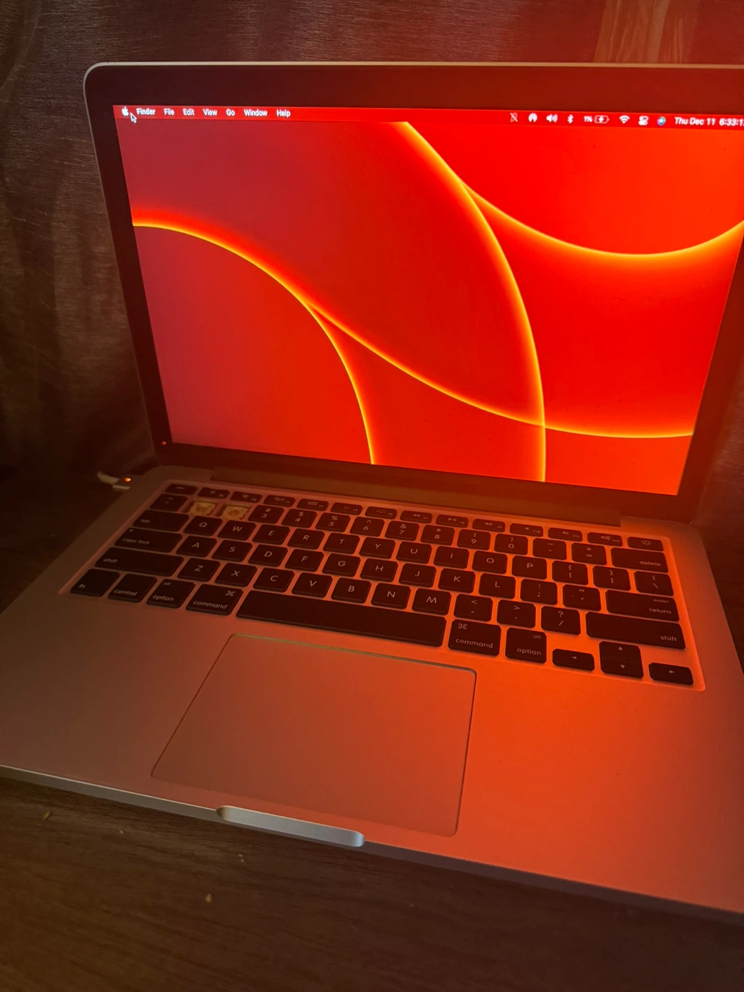Apple MacBook Pro (Early ‘15)(Retina) 8GB RAM, 256GB Storage