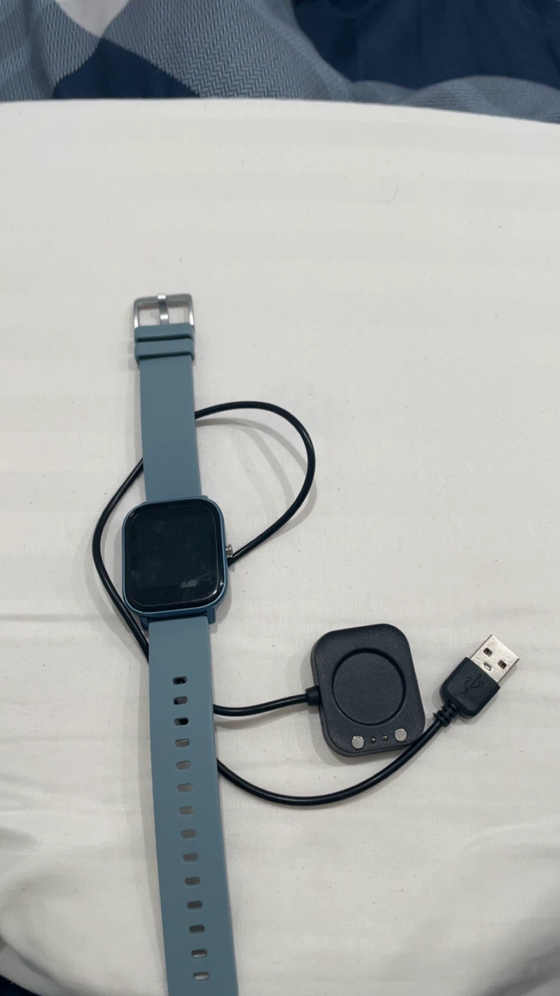 Blue Smartwatch with Charger - photo 3