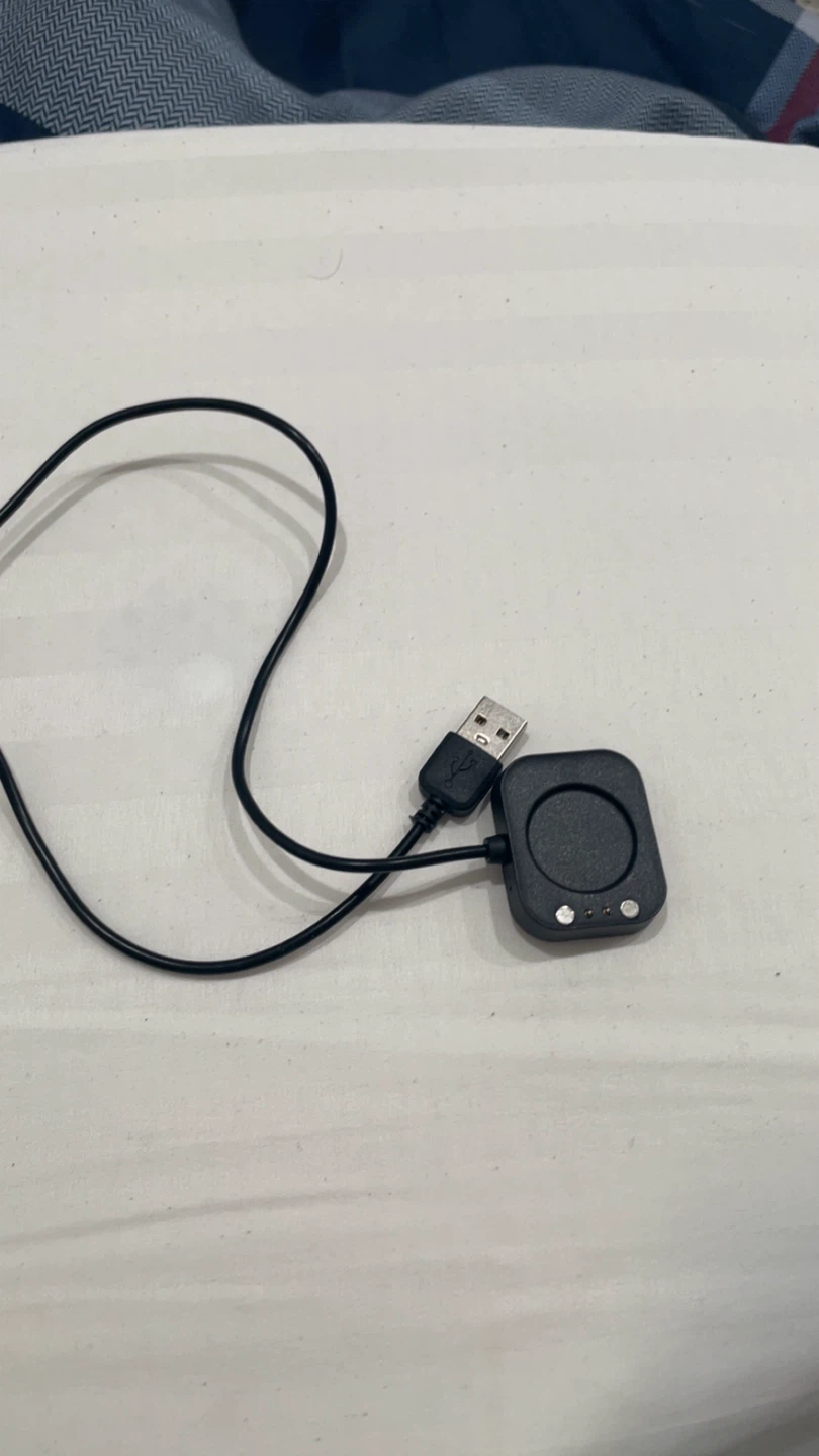 Blue Smartwatch with Charger - photo 4