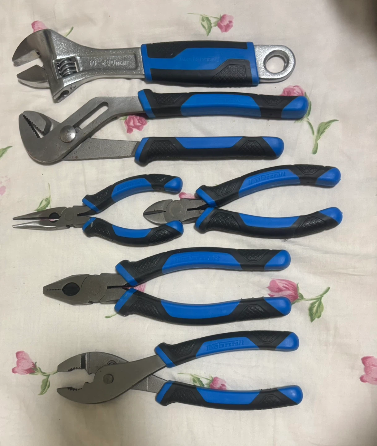 Assorted Mastercraft Tools