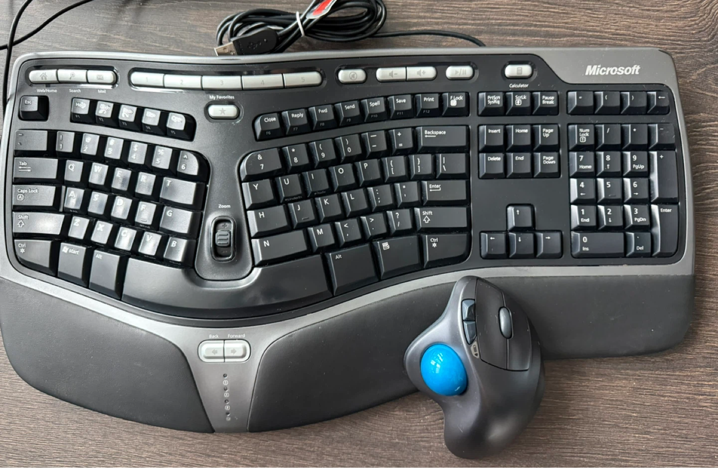 Microsoft Natural Ergonomic Keyboard 4000 + Mouse