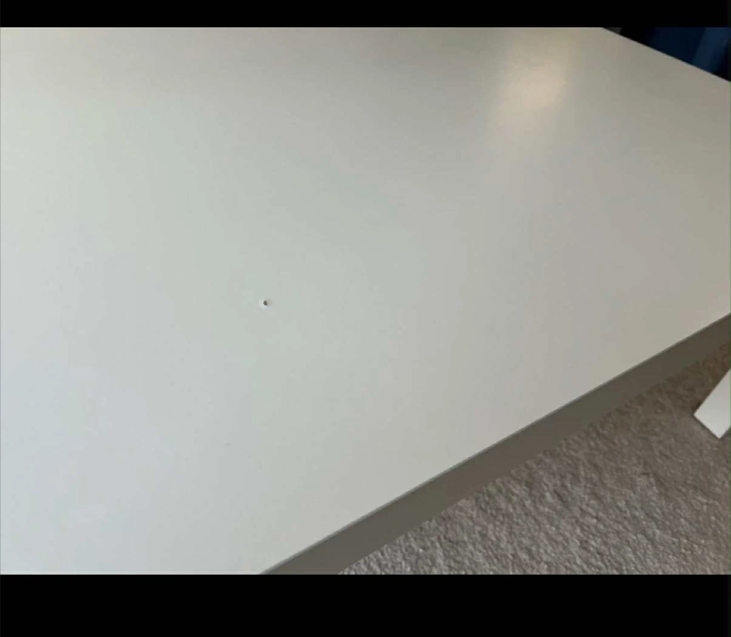 IKEA White Coffee Table - photo 2