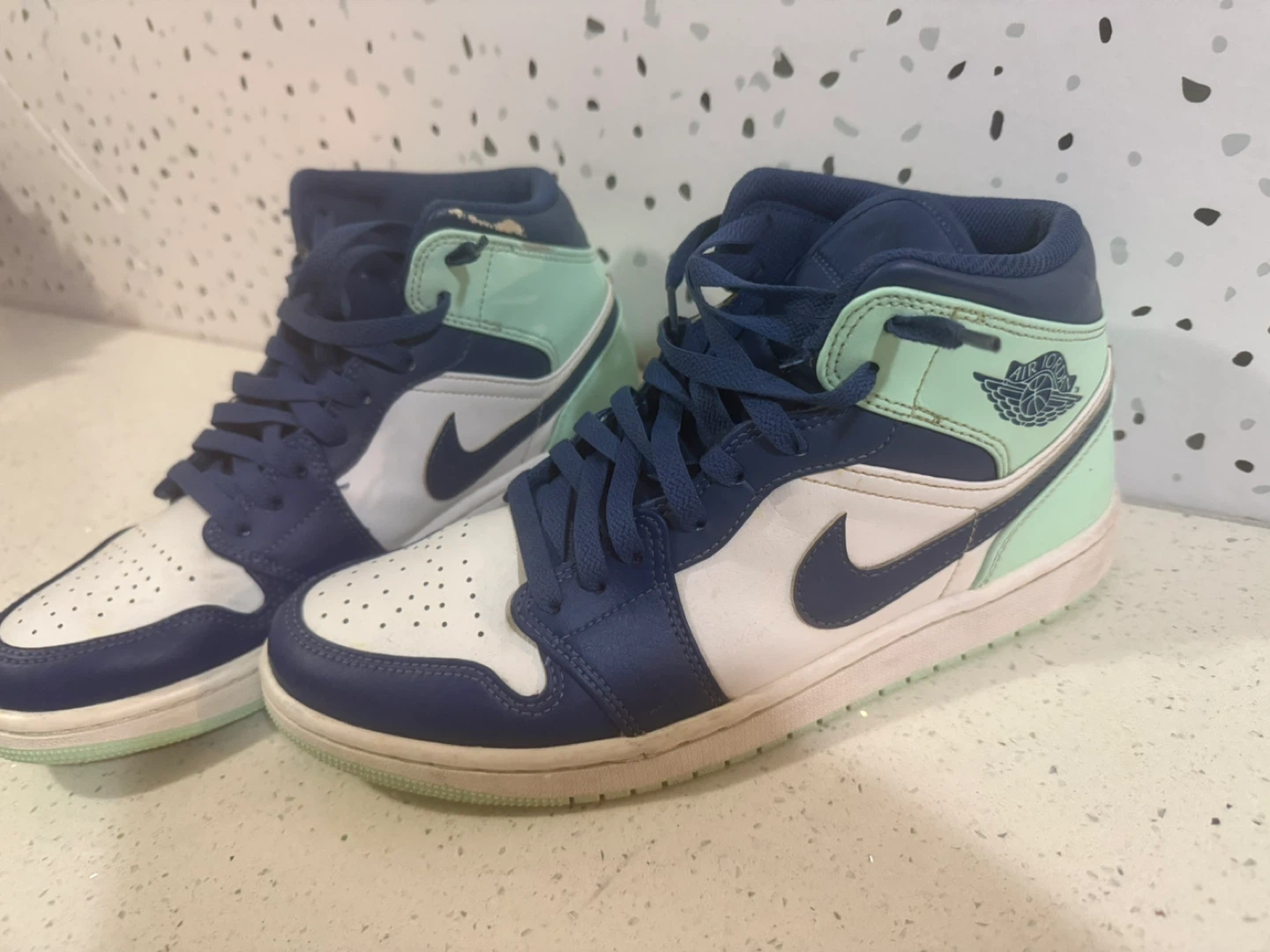 Nike Air Jordan 1 Mid SE Size 9.5 - photo 2