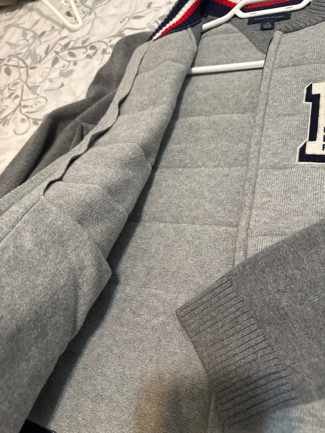 Tommy Hilfiger L/G (12-14) youth - Grey Jacket - photo 3