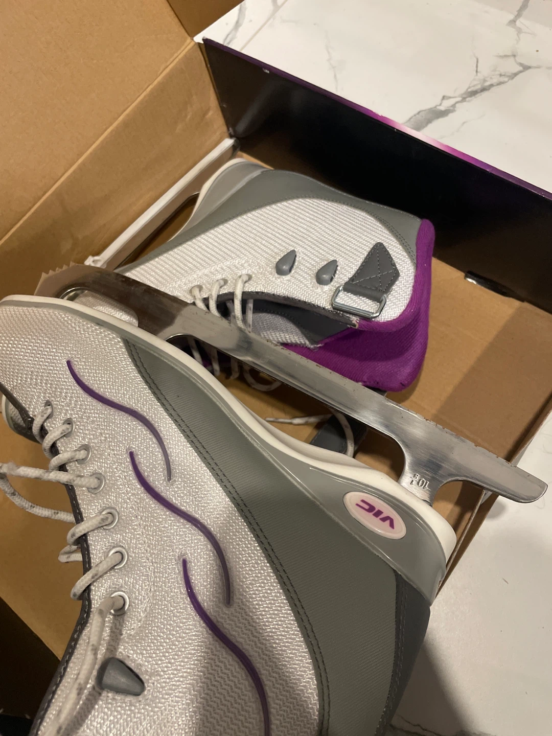 VIC Solaire Figure Skates - Women's US 8 - photo 2