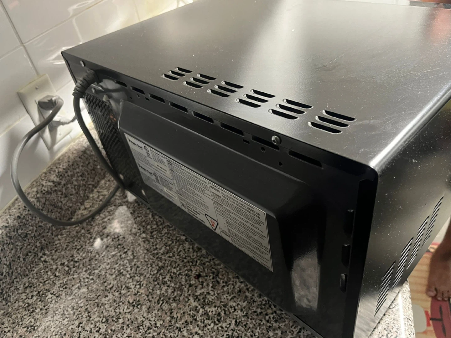Magic Chef Microwave - Black - photo 3