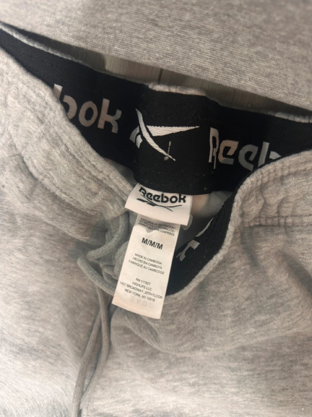Reebok Grey Hoodie & Sweatpants Set - Size M - photo 3