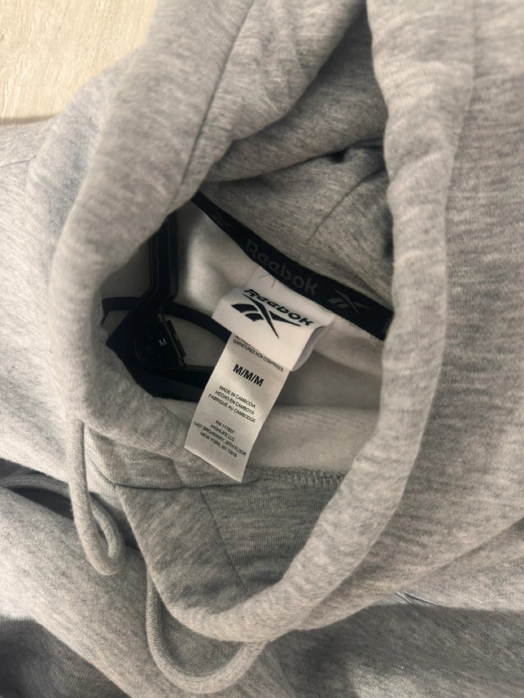 Reebok Grey Hoodie & Sweatpants Set - Size M - photo 4