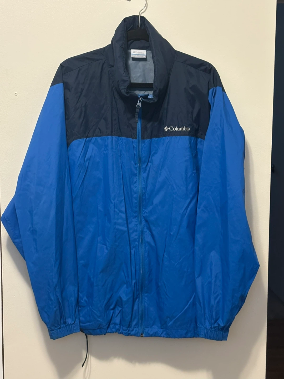 Columbia Blue & Navy Windbreaker Jacket - Size XL