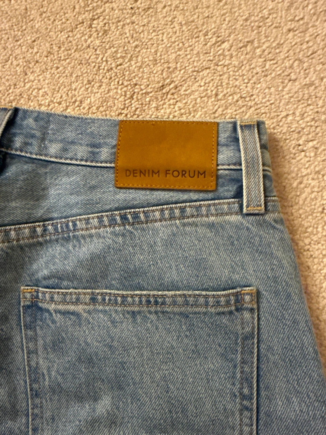 Denim Forum Farrah High Rise Wide Leg Jeans - Size 30L