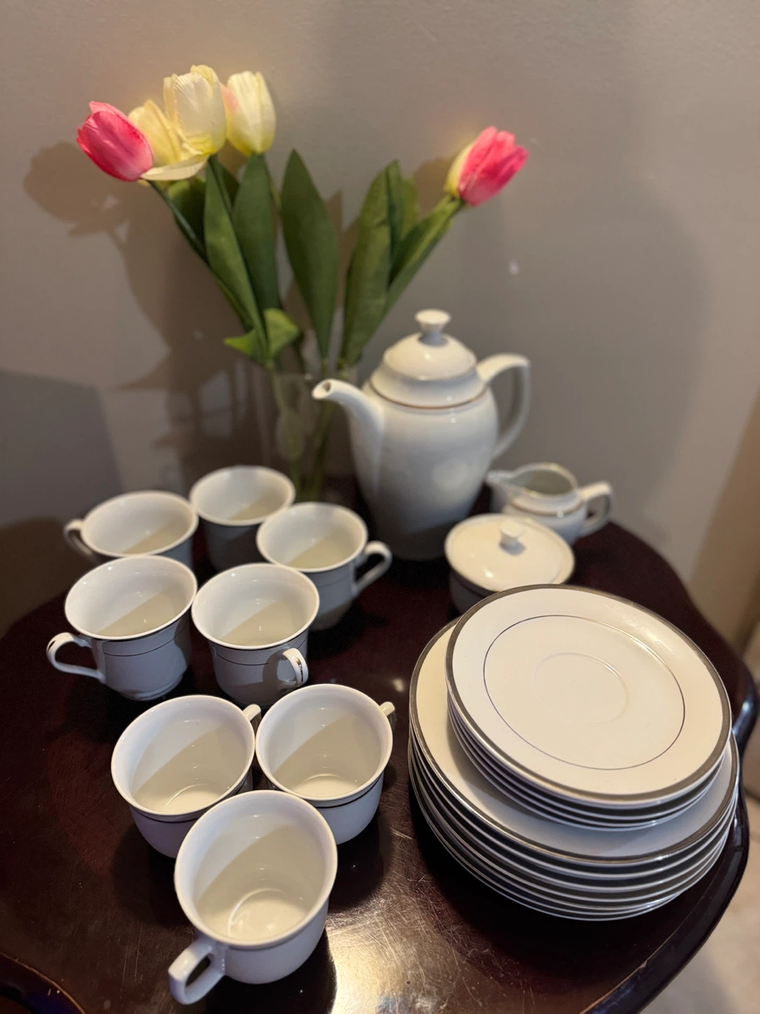 Vintage Tea Set - Teapot, Cups, Saucers - photo 2