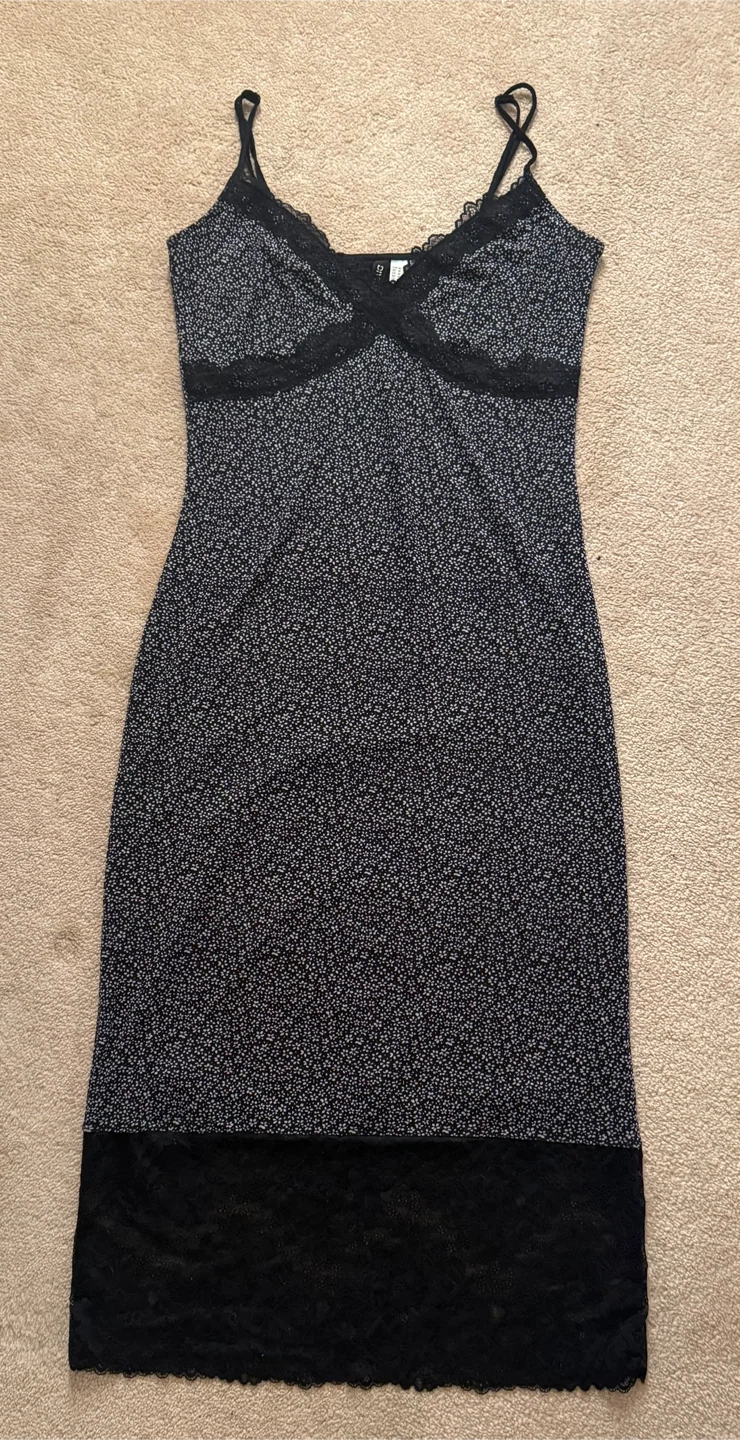 H&M Divided Black Dress - Size M