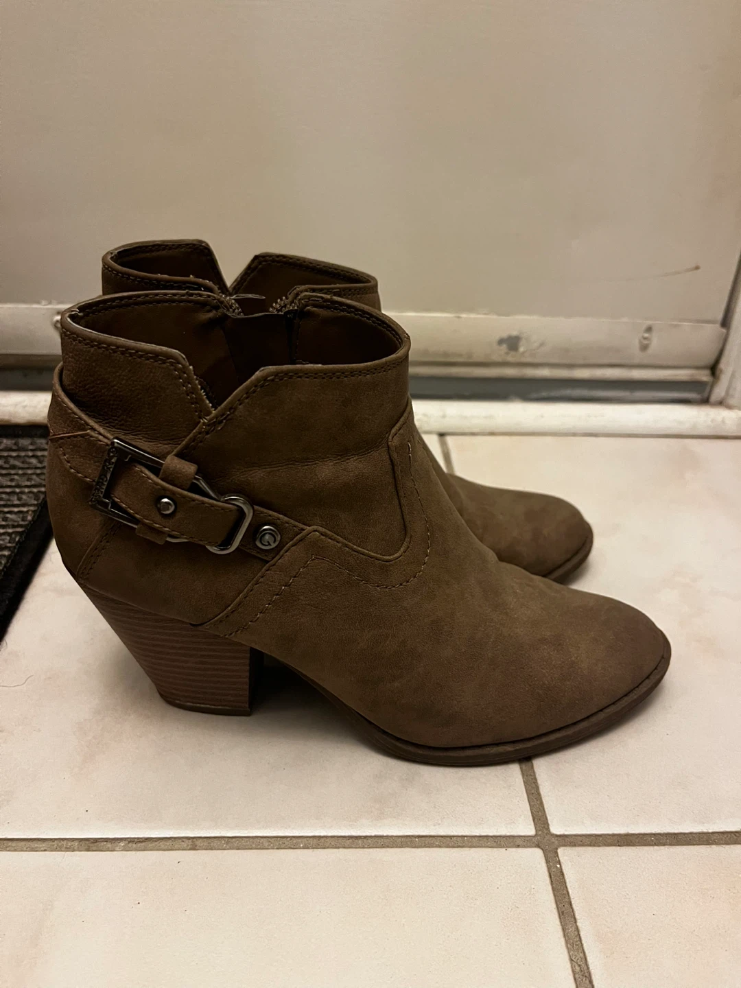 Brown Ankle Boots Size 6.5 - photo 2