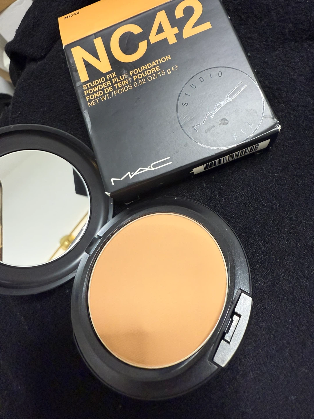 MAC Studio Fix Powder Plus Foundation - NC42