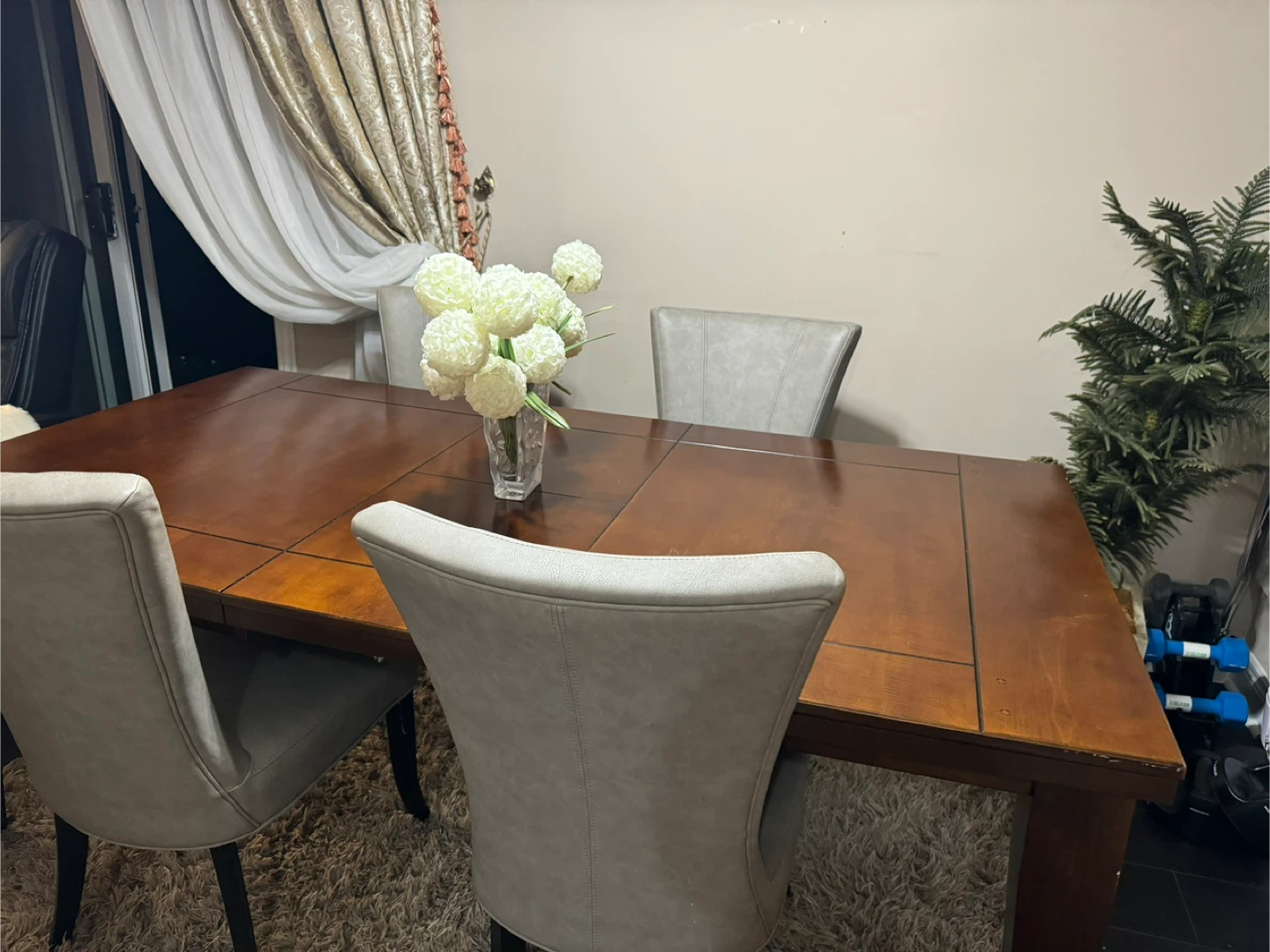 Dining Table without chairs - photo 3
