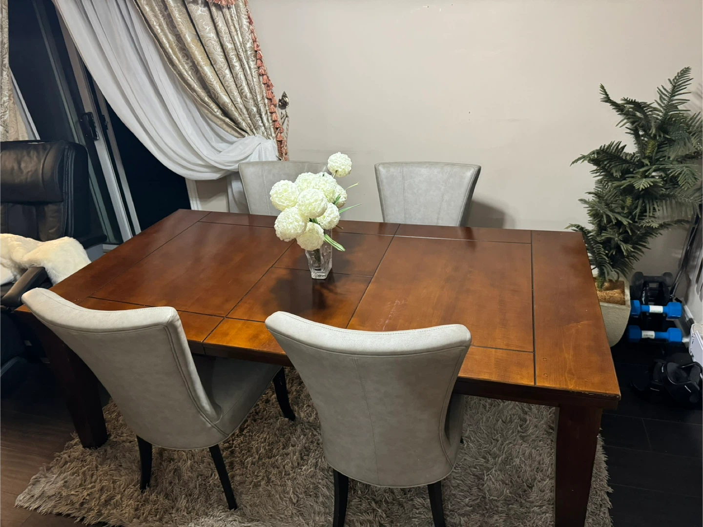 Dining Table without chairs - photo 4