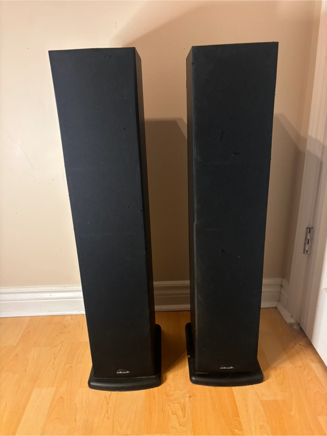 Polk Audio Floor-Standing Tower Speakers – Pair