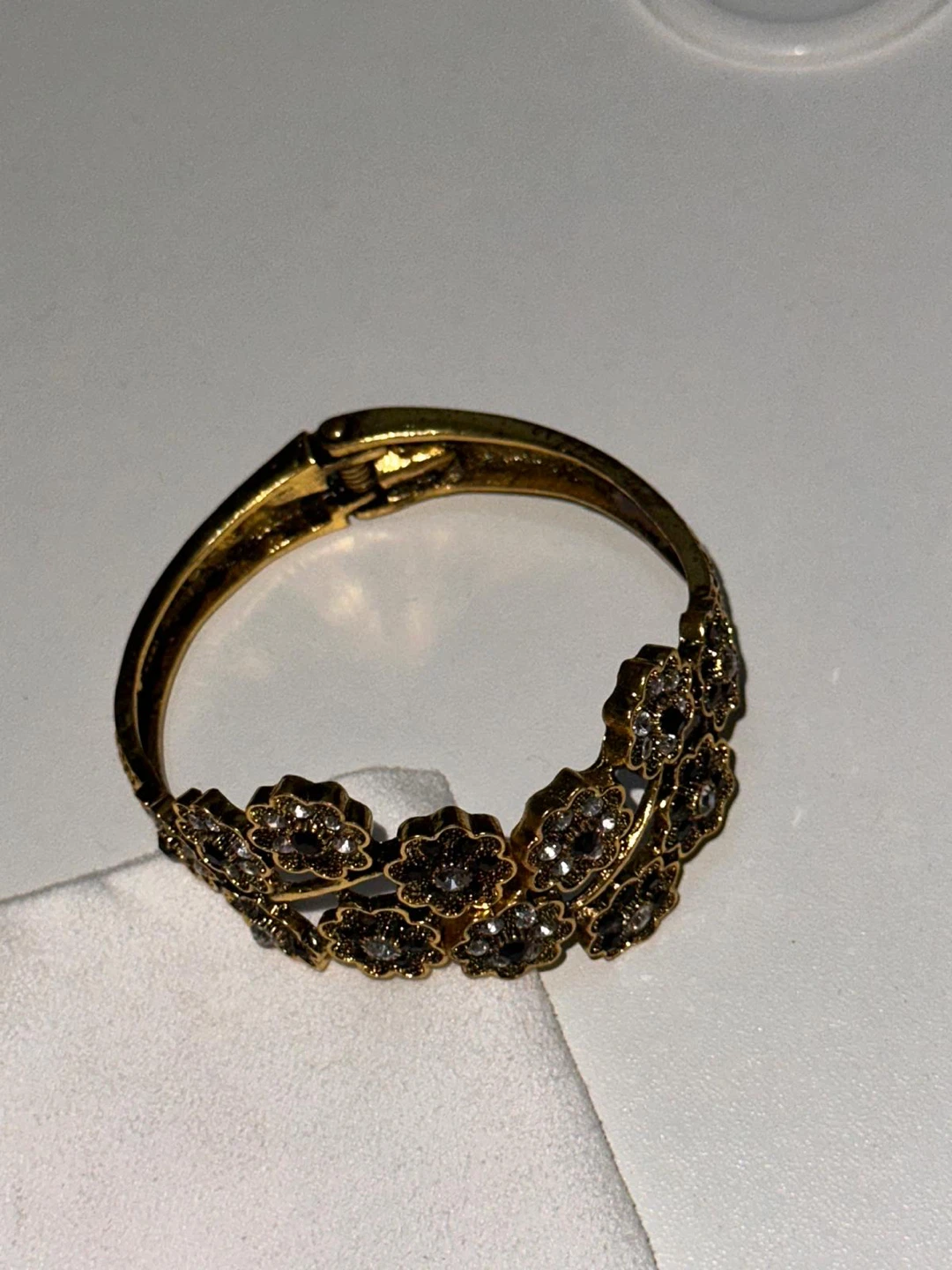 Gold Tone Floral Bangle Bracelet - photo 4
