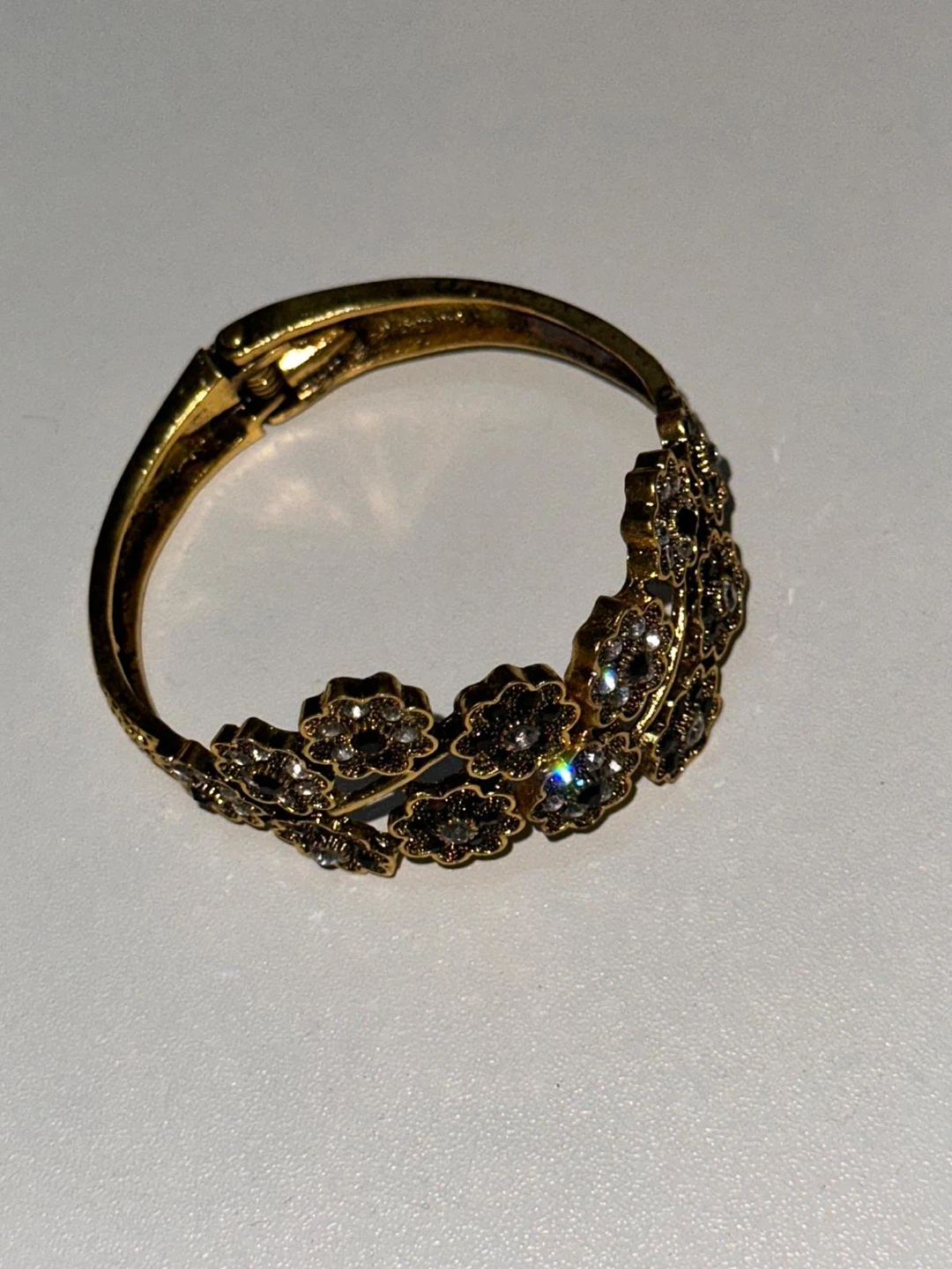 Gold Tone Floral Bangle Bracelet - photo 3