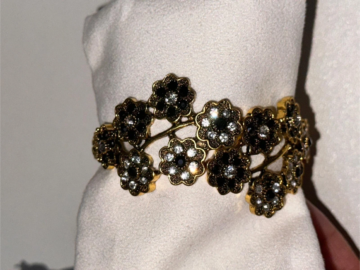 Gold Tone Floral Bangle Bracelet