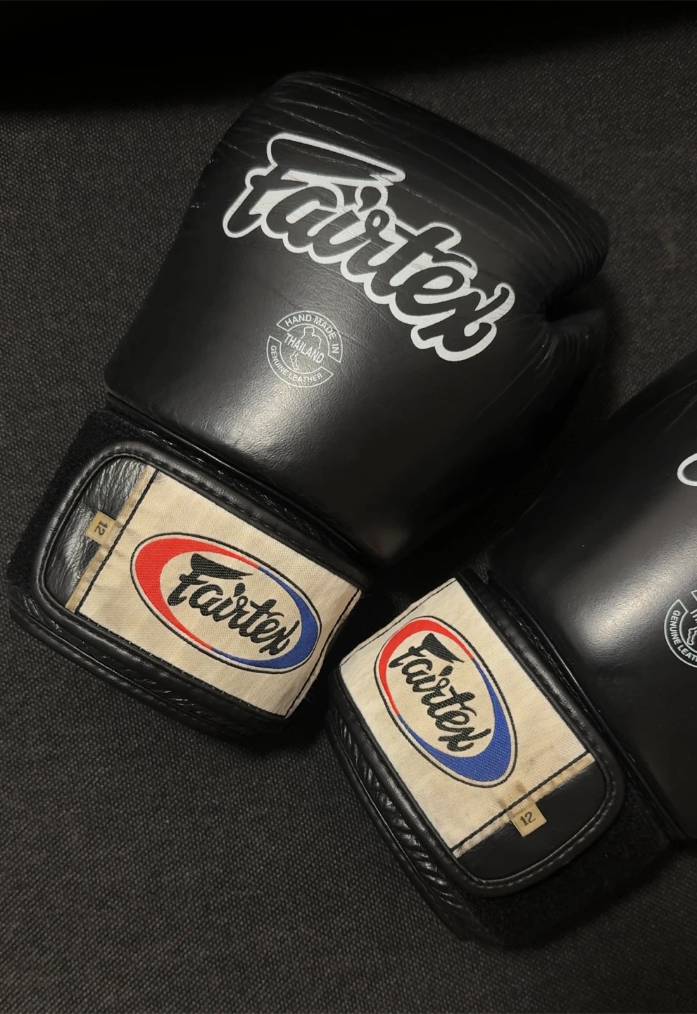 12oz Black Leather FAIRTEX BGV1 Muay Thai/Boxing Sparring Gloves - photo 4