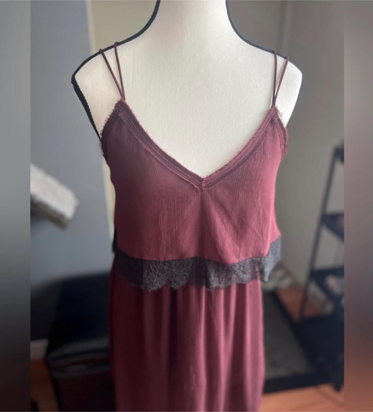 Burgundy Maxi Dress with Lace Trim - photo 2