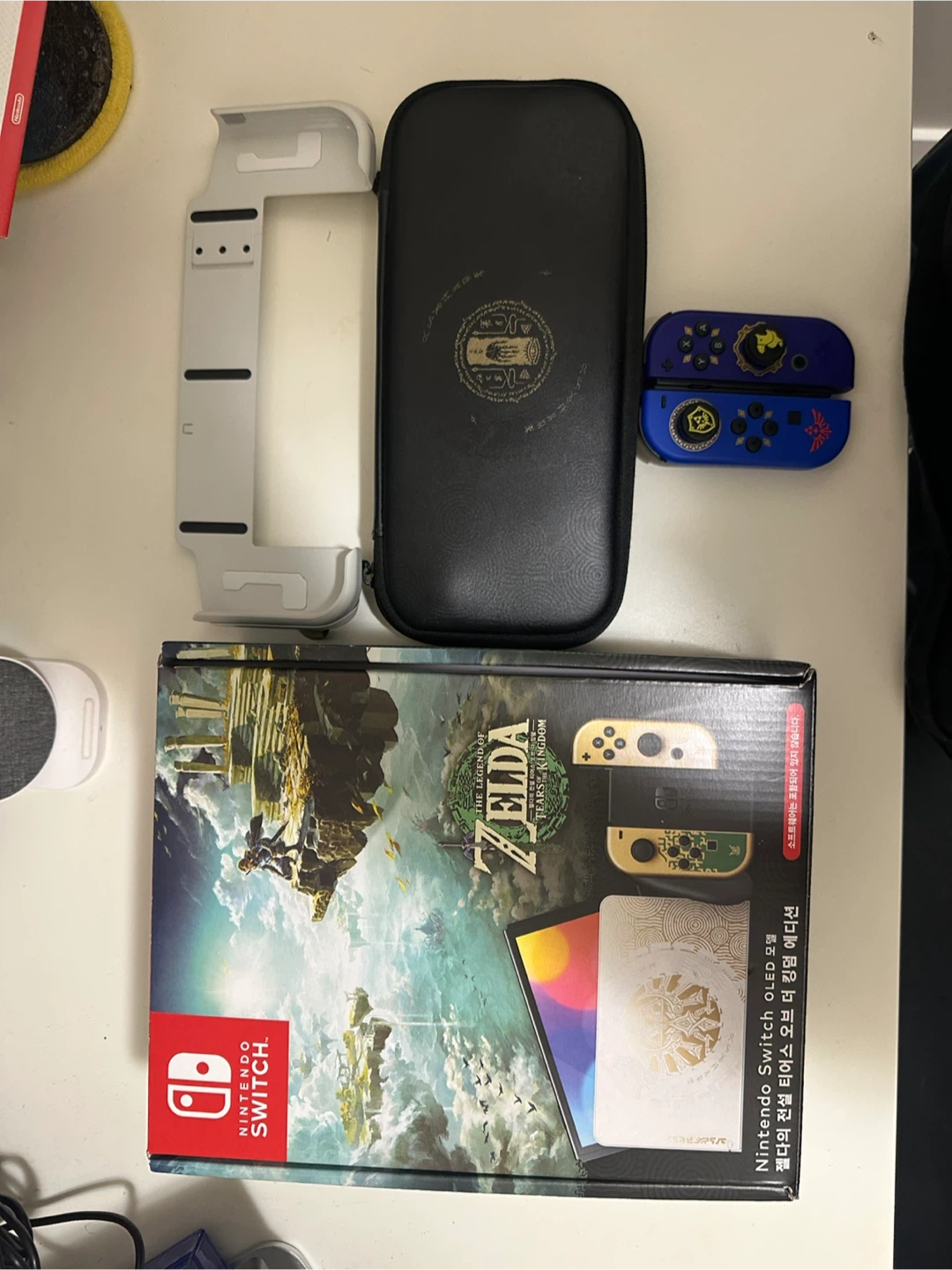 Nintendo Switch OLED Zelda Tears of the Kingdom Edition