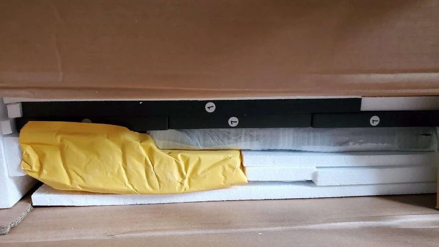 FCH Black 3-Drawer Dresser - New in Box! - photo 2