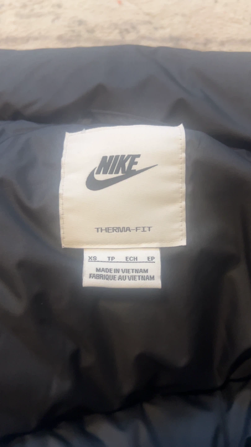 Nike puffer jacket (XS) - photo 3