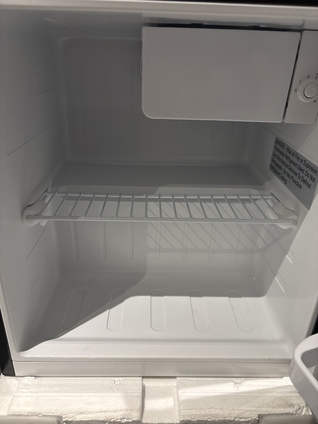 Frigidaire Mini Fridge - Black - photo 3