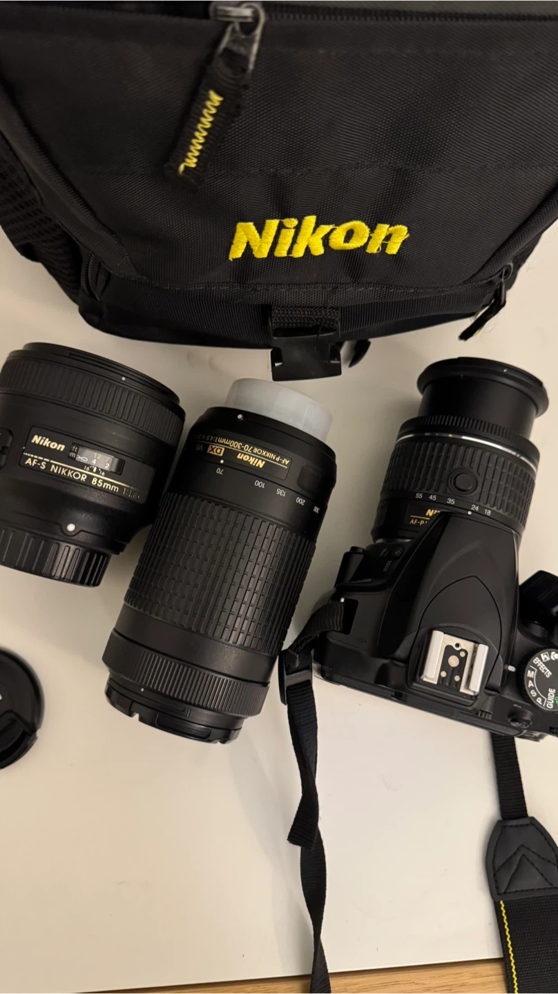 Nikon D3400 Camera with 3 Lenses & Bag - photo 3