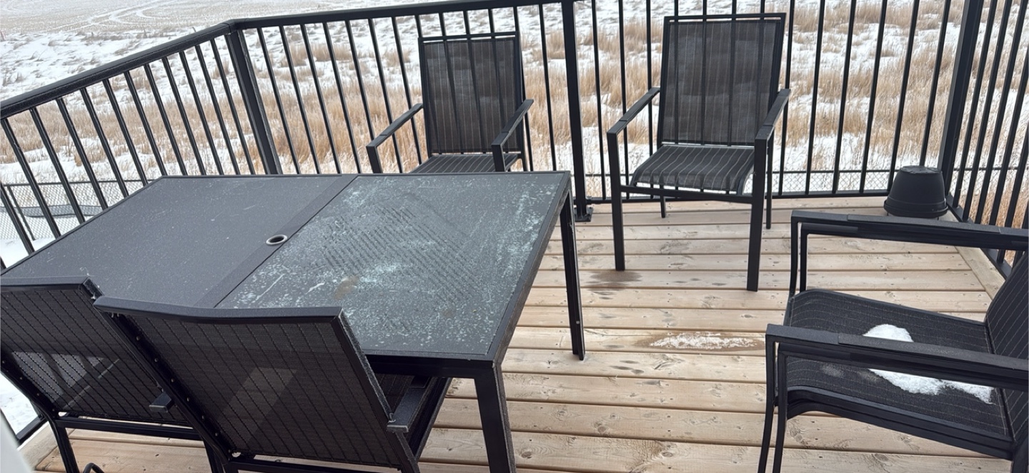 Patio Table & Chairs Set - Seats 6