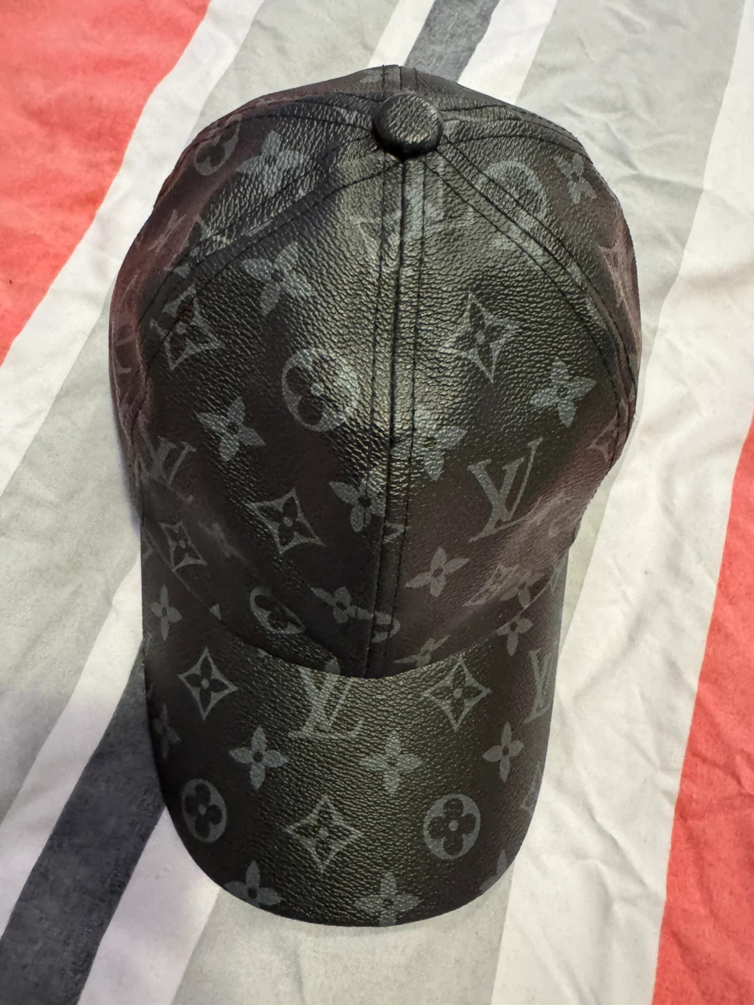 Louis Vuitton Black Cap - photo 2