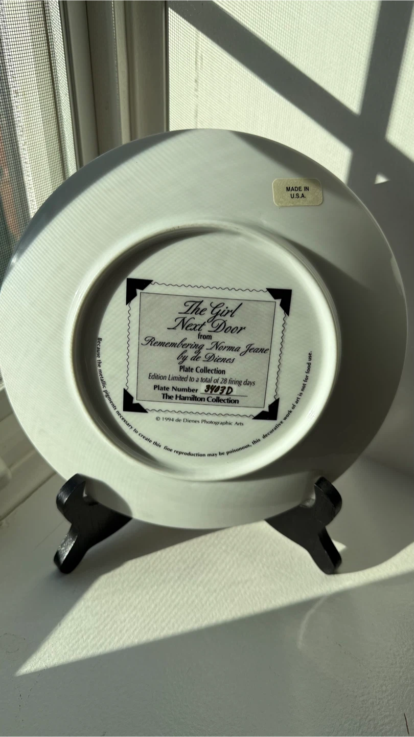 The Girl Next Door Plate by de Dienes - photo 2