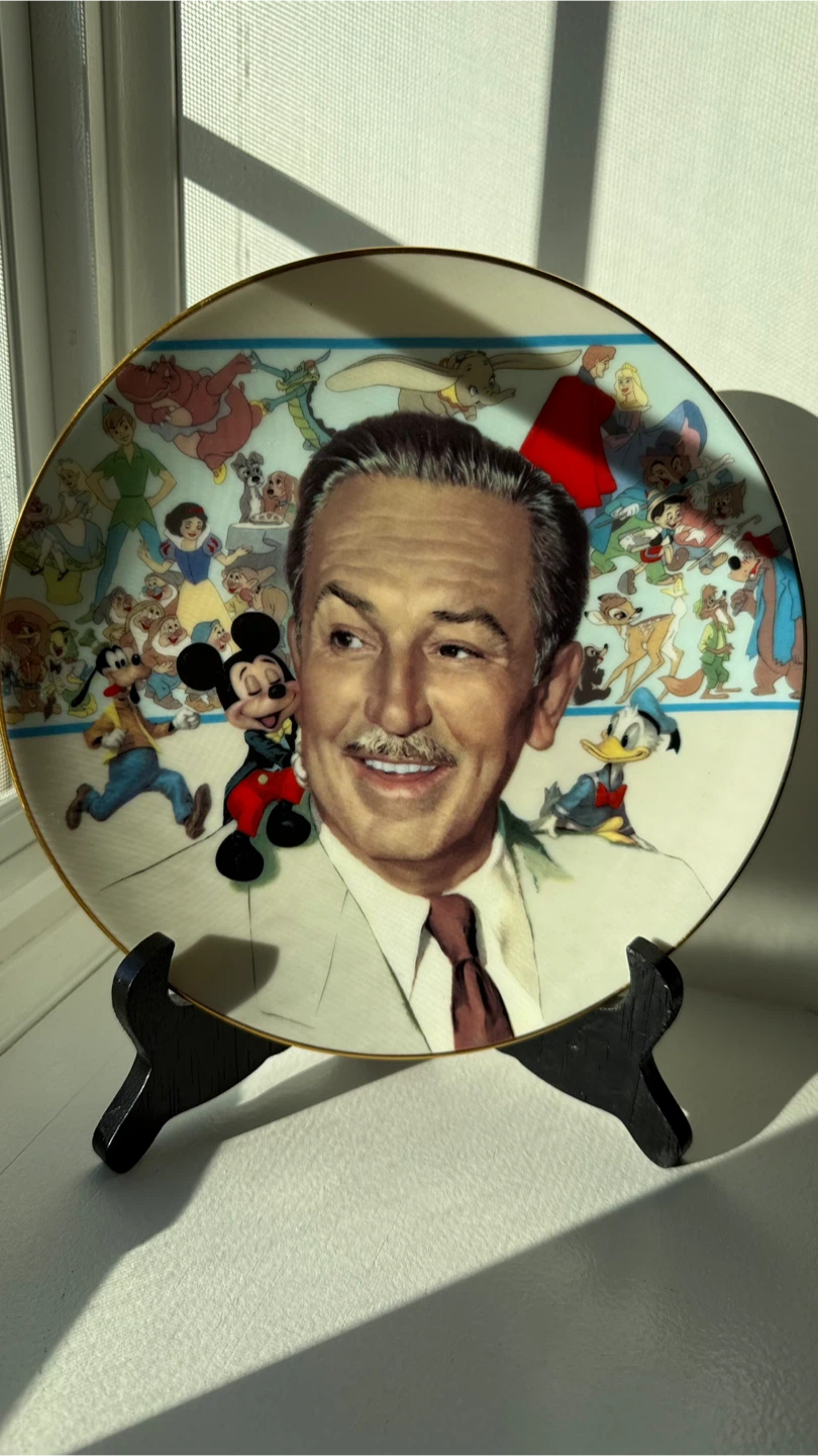 Walt Disney 85th Anniversary Plate