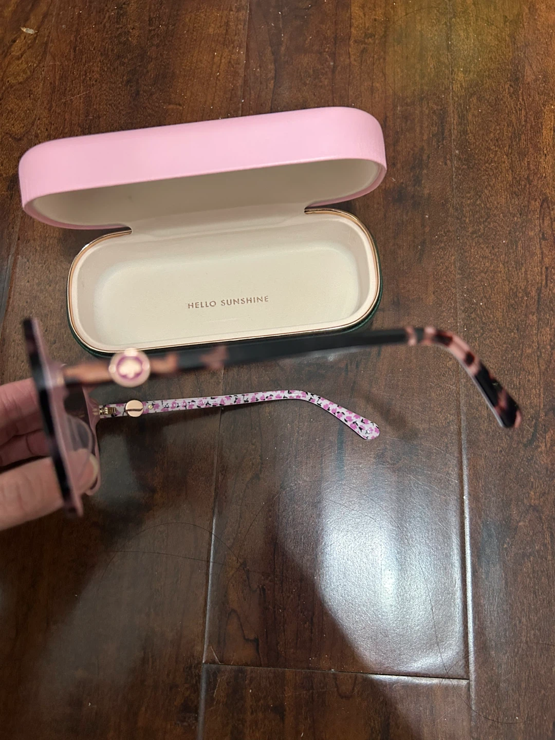 Kate Spade Sunglasses with Case - photo 3