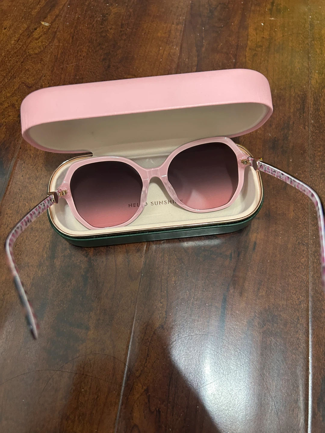 Kate Spade Sunglasses with Case - photo 4