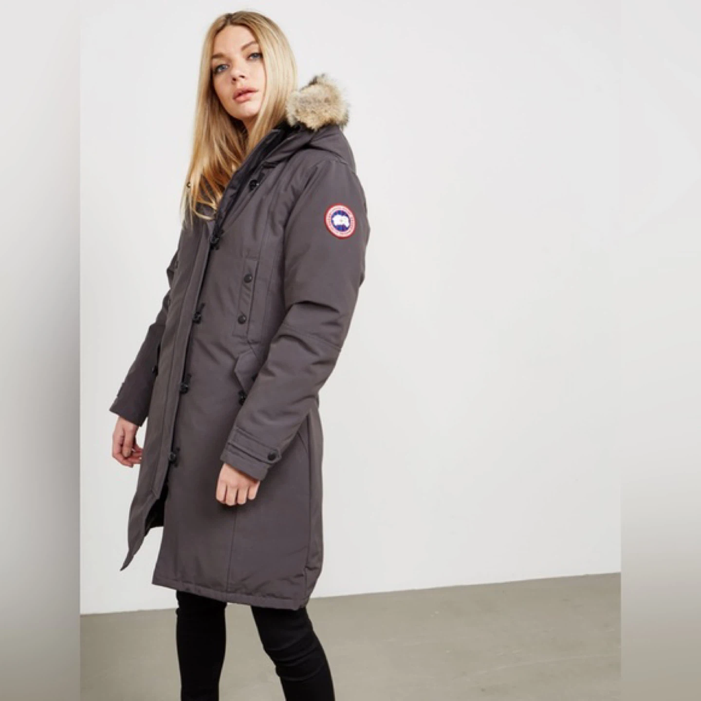 Canada Goose Kensington Parka – Women’s Size Medium