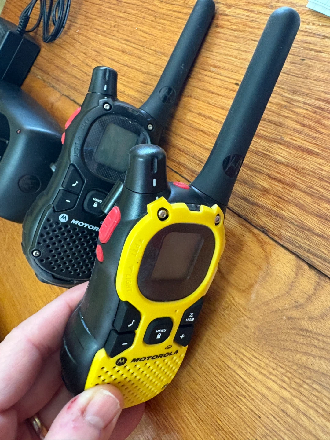 Motorola CH610D Two-Way Radio Set