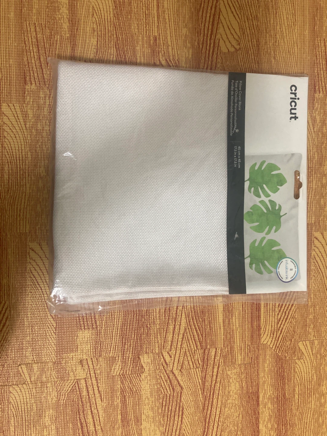 New Cricut Pillow Cover Blank 18x18 Cream - photo 4