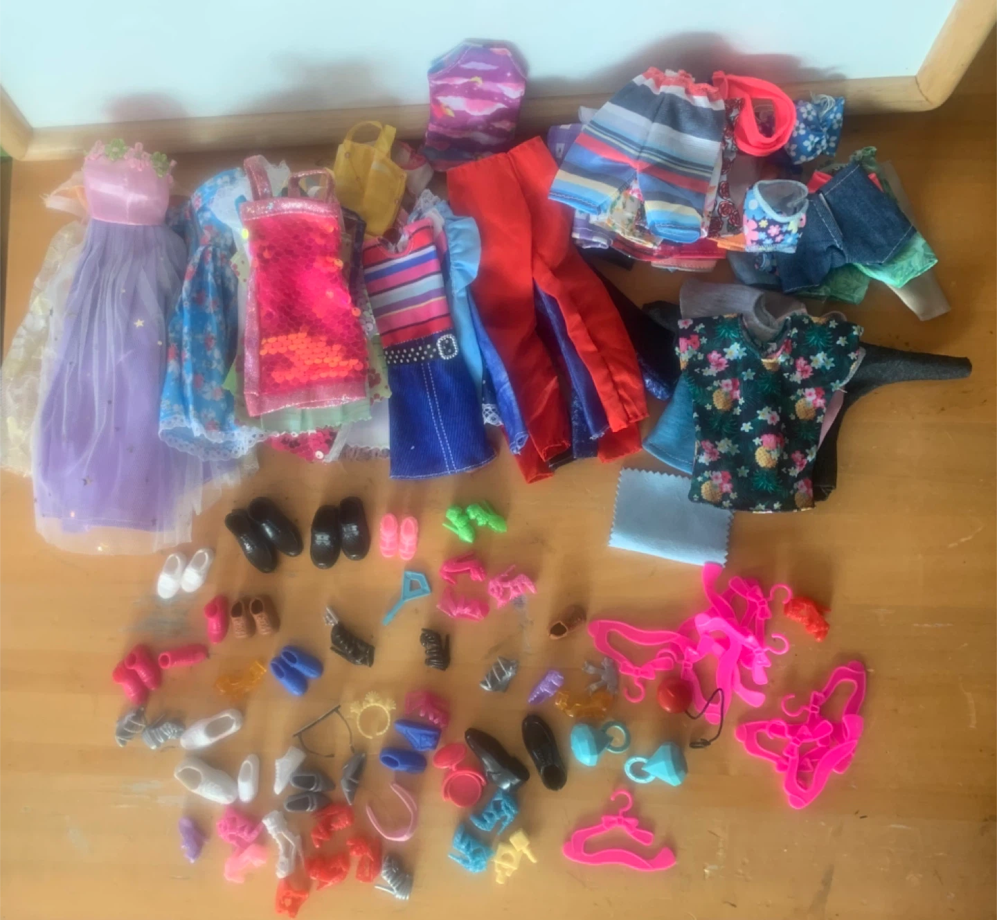 Barbie & Miraculous Ladybug Dolls and Clothes & Accessories Lot - photo 2