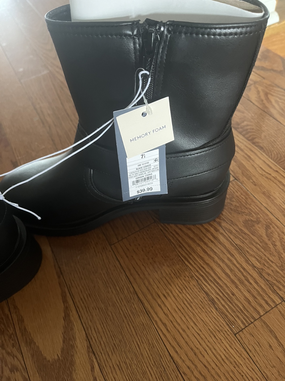 New Universal Thread Black Boots - Size 7.5 - photo 3