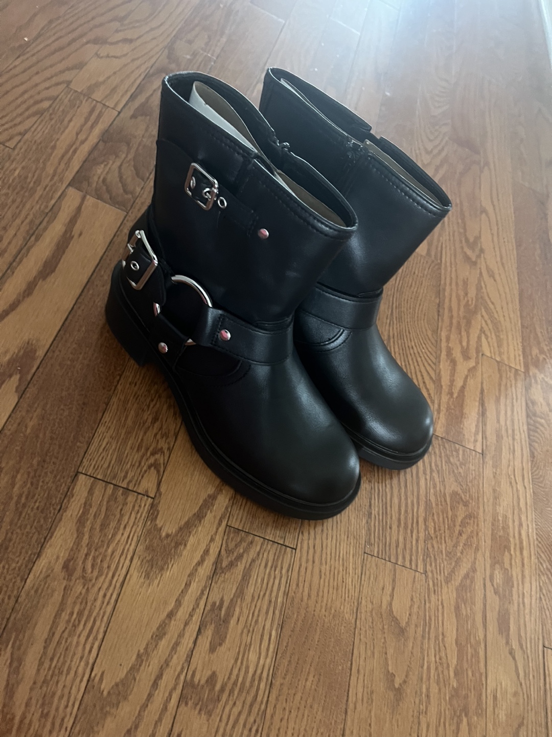 New Universal Thread Black Boots - Size 7.5 - photo 4